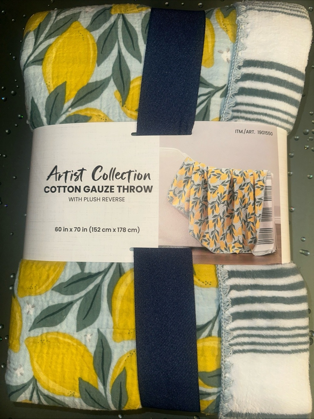 Berkshire Cotton Gauze Throw Blanket in Yellow Lemon & Green Leaf Print